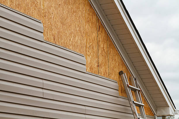 Professional Siding Contractor technician working in Lafayette, IN